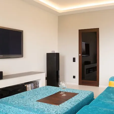 Keller - Obrzeżna Nr 1 Apartament *